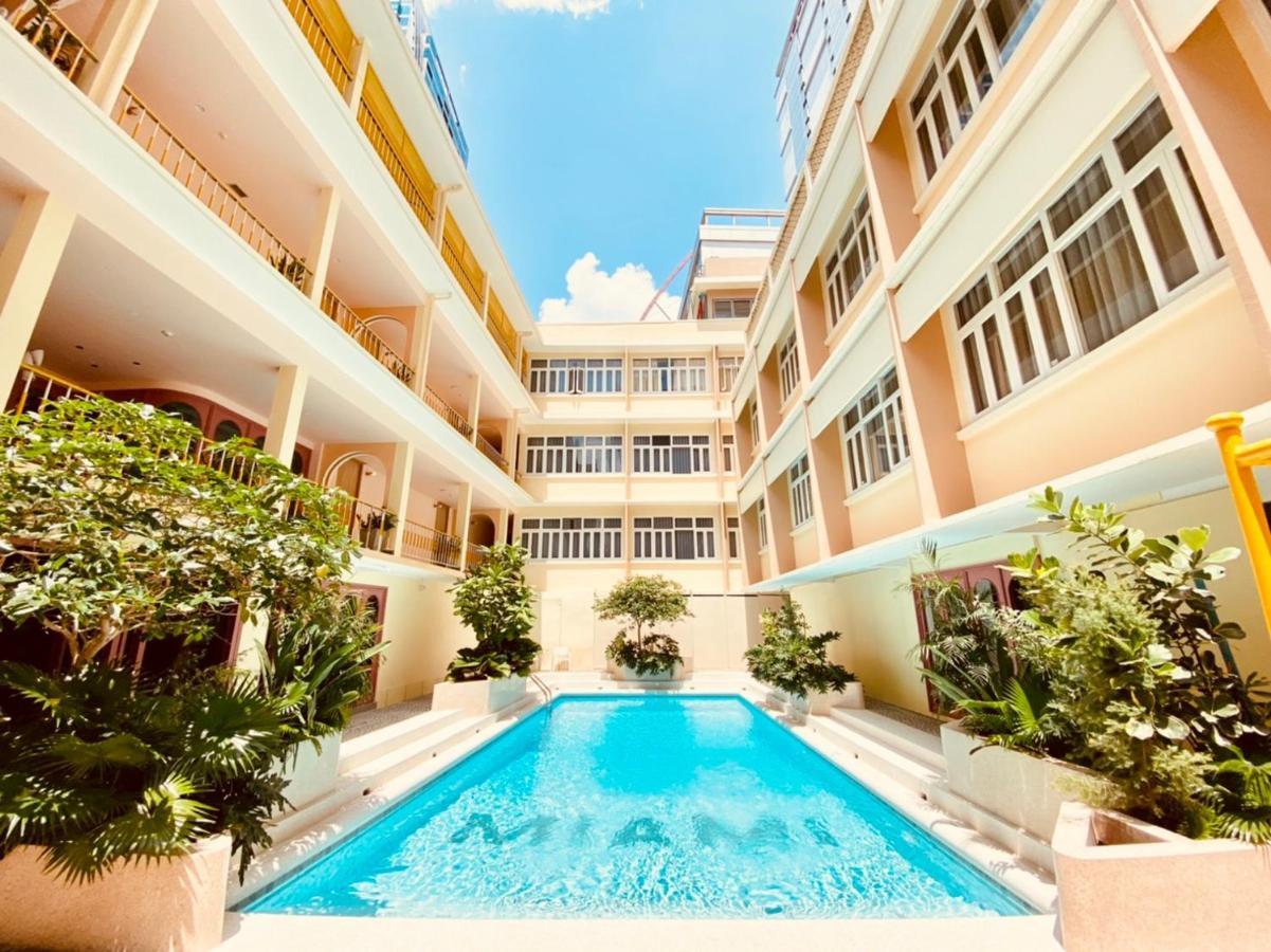 Miami Hotel Бангкок Экстерьер фото