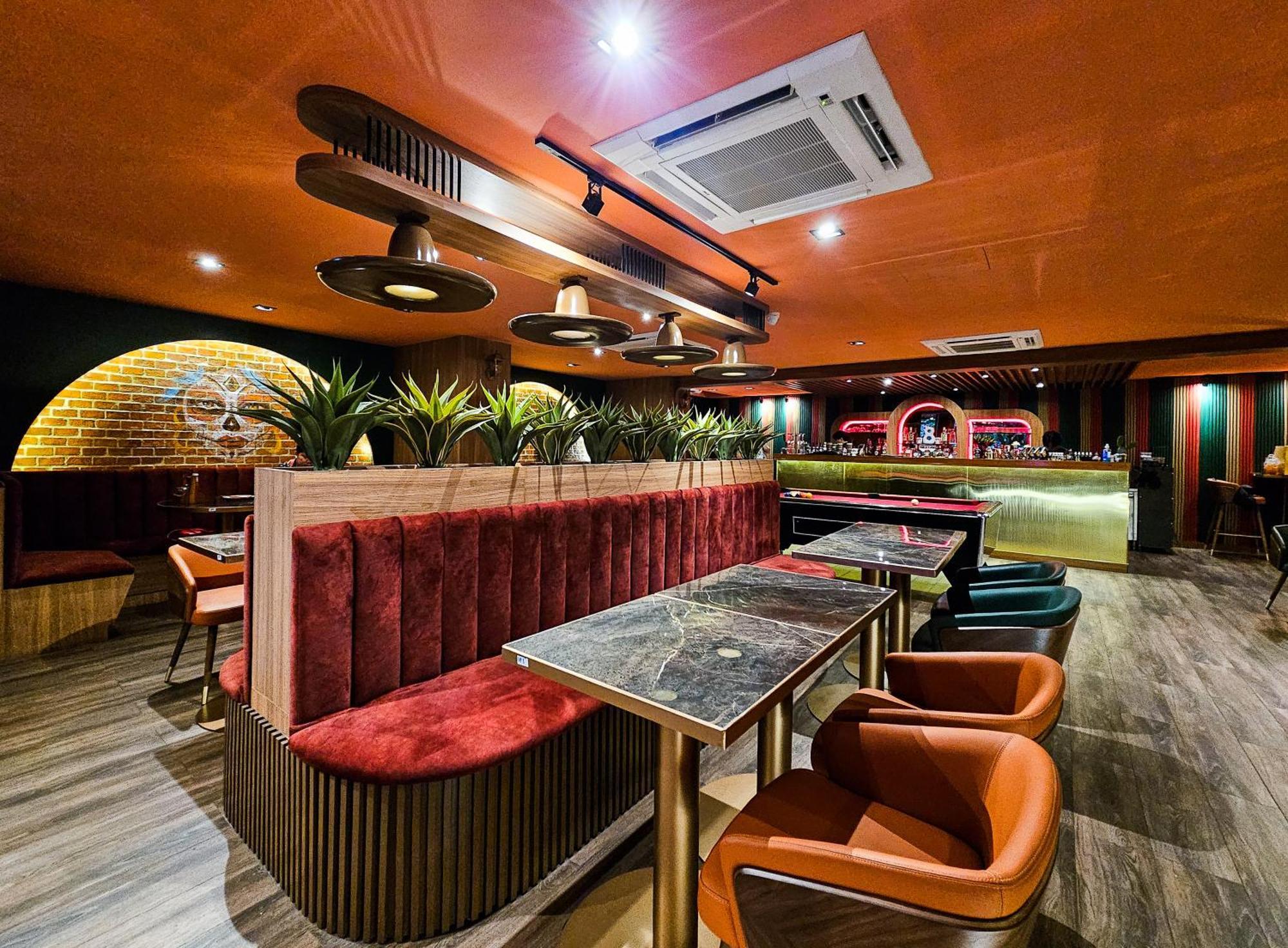 Miami Hotel Бангкок Экстерьер фото